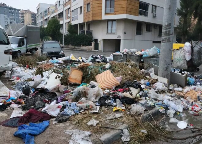 Buca’da Çöp Sorunu Vatandaşları Canından Bezdirdi